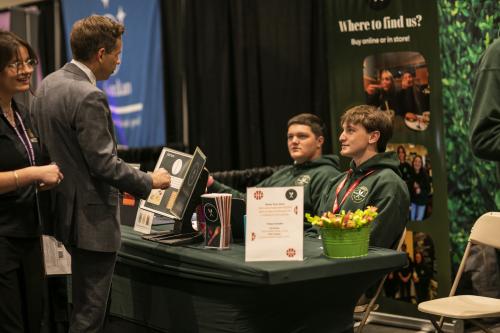JWP VEI-YBS-BOOTHS-Javits-041923-6429