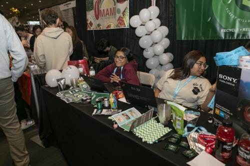 JWP VEI-YBS-BOOTHS-Javits-041923-9763